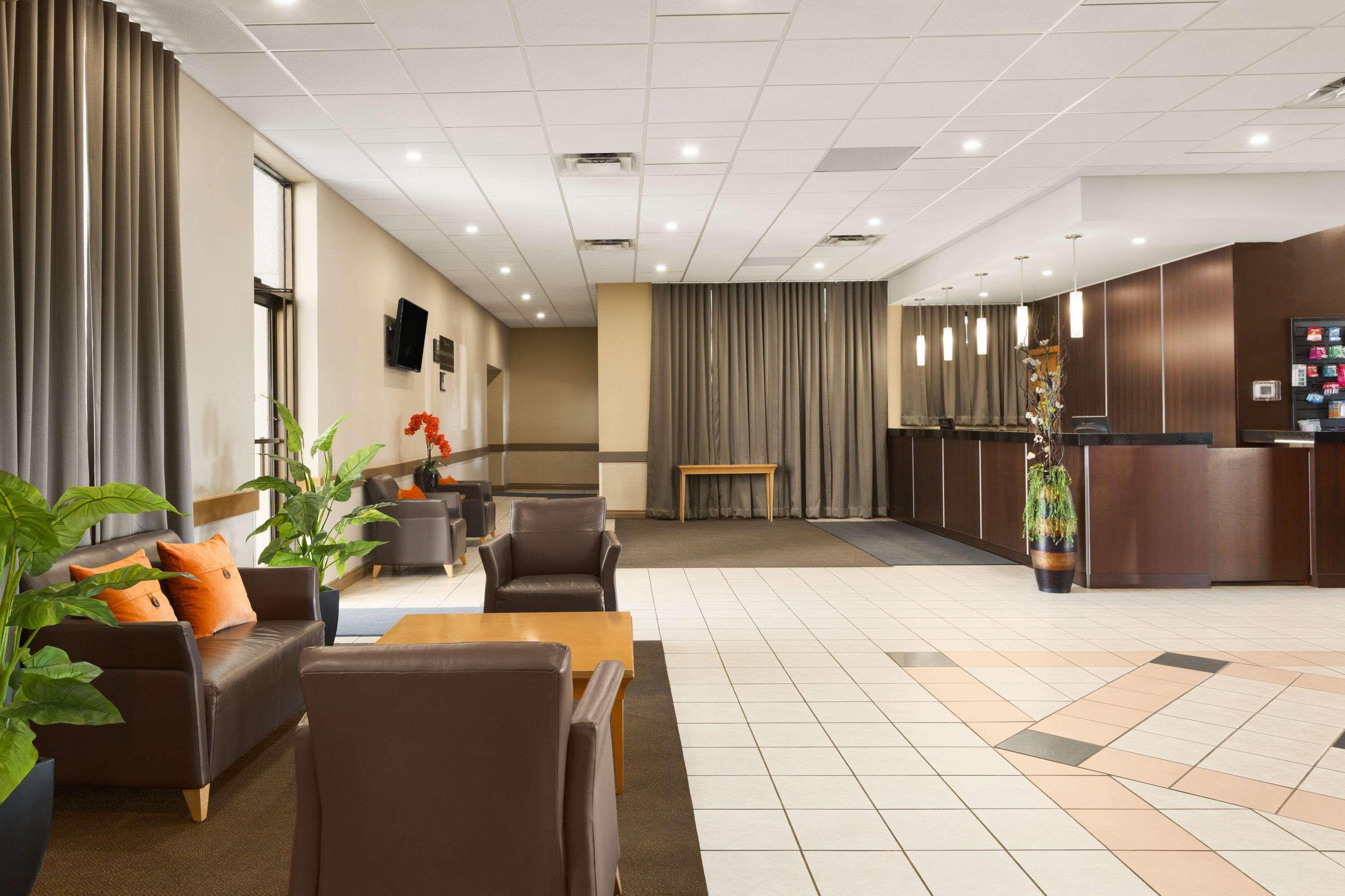 Travelodge By Wyndham Edmonton West Extérieur photo