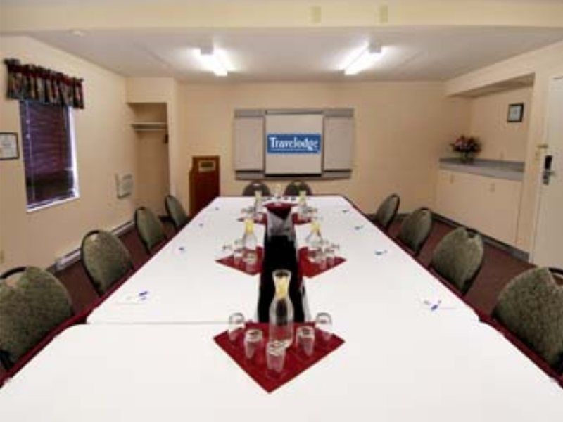 Travelodge By Wyndham Edmonton West Extérieur photo